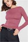 Топ из вискозы с длинными рукавами и лодочным вырезом артикул 155895585