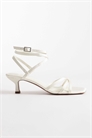 Сандалии Haze на тонких ремешках с низким каблуком артикул 152154967