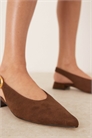 Балетки «Леонора» с широкой колодкой и открытой пяткой артикул 146784349