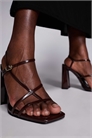 Сандалии Simmi London Malinda с широкой колодкой и ремешками артикул 151558067