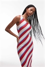 Макси-платье на одном плече с полосками из трикотажа артикул 140143071