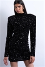 Мини-платье из бархата с длинными рукавами, пайетками и плечевыми накладками артикул 149733301