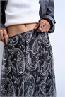 Макси-юбка кружевной формы с шифоновыми вставками артикул 151670536