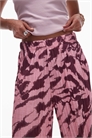 Брюки с широкими брючинами и гофрированным принтом «зебра» артикул 147380724