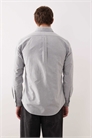 Рубашка оксфорд с логотипом в виде значка, индивидуальный крой, серый цвет артикул 152231080