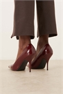 Туфли-лодочки из Перта на тонком шпильке артикул 152387024