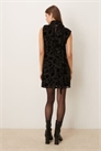 Мини-платье без рукавов с высоким воротником и жаккардовым цветочным узором артикул 151270406