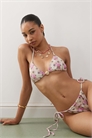 Бикини-топ с боковыми бретелями и абстрактным принтом артикул 146991296