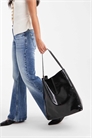 Большая сумка через плечо свободного кроя артикул 149135448
