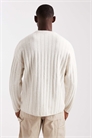 Свитер с крупной ребристой вязкой и свободным кроем артикул 148489106