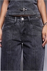 Джинсы свободного кроя с пряжкой co-ord артикул 150529159