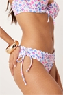 Бикини-трусики с высоким вырезом и мелким узором в виде ракушек артикул 139537977