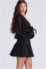 Мини-платье из жоржетта с черной отделкой из бисера от Gianna артикул 153687827