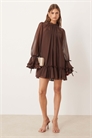 Мини-платье-сарафан с манжетами из многослойных оборок и бархатными бантами артикул 149653754