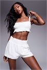 Комплект из укороченного топа-камизолки с оборками и шорт артикул 140566867