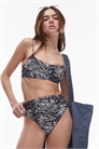 Бикини-трусики с высокой талией и высоким вырезом артикул 132881038