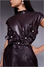 Мини-платье из полиуретана с элементами корсажа артикул 147695557