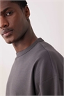 Футболка с длинным рукавом и свободным кроем из плотной ткани breatheMAX™ артикул 152866222