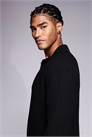 Свитер из фактурного трикотажа с воротником-поло и свободным кроем от Spiro, черный артикул 148444496