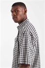 Рубашка в клетку с короткими рукавами и прямого кроя артикул 151746270