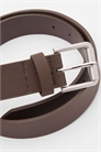 Простой ремень с эффектом кожи коричневого цвета артикул 150723637