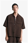 Рубашка с короткими рукавами классического кроя коричневого цвета артикул 150971462