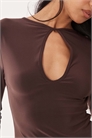 Топ с рукавами-крылышками и вырезом в виде замочной скважины артикул 156371669