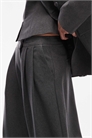 Брюки-клёш с асимметричным поясом артикул 152154701