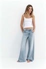 Джинсы свободного кроя оверсайз артикул 156476976