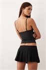 Ультракороткая юбка-шорты с плиссировкой и застежкой-пряжкой Charmi артикул 153530826