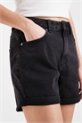 Широкие джинсовые шорты с отворотами артикул 142805113