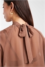 Блузка с оборками из шифона артикул 151092366