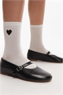 Черные носки с вышитым сердечком артикул 153017703