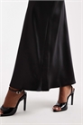 Юбка средней длины из атласа с косой отрезкой артикул 154504752