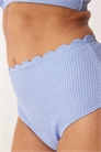 Бикини-трусики с высокой талией и гофрированной текстурой, украшенные волнистым краем артикул 141008140