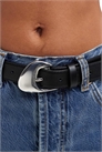 Пояс для джинсов с угловой пряжкой на талии и бедрах артикул 136283709