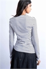 Топ с длинными рукавами и контрастной полоской на спине артикул 151222305