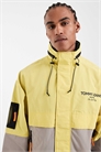 Куртка-ветровка с цветовыми вставками артикул 154147663