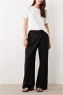 Брюки свободного кроя с складками спереди артикул 156113688