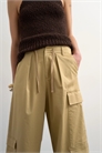 Чистые брюки-карго с широкими брючинами и завязками на талии артикул 150555160