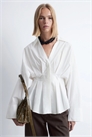 Рубашка с затягивающейся талией и объемными рукавами артикул 150205025