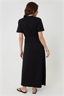 Платье средней длины из джерси с круглым вырезом и накладными карманами артикул 156135491
