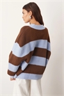 Свитер с круглым вырезом из трикотажа в полоску свободного кроя артикул 147968790