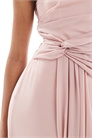 Макси-платье для подружки невесты с одним плечом и драпировкой спереди артикул 147195934