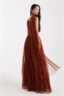 Макси-платье для подружки невесты с одним плечом и шарфом на шее артикул 149954752