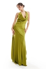 Атласное макси-платье с капюшоном и завязками за шеей для подружки невесты артикул 147195938