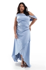 Атласное макси-платье для подружки невесты с открытыми плечами и юбкой-парео артикул 141189055