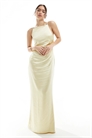 Атласное макси-платье с лодочным вырезом для подружки невесты артикул 140464698