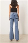 Джинсы с расклешенными штанинами артикул 142352959