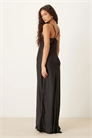 Длинное атласное платье с бретелями на шнуровке артикул 149291901